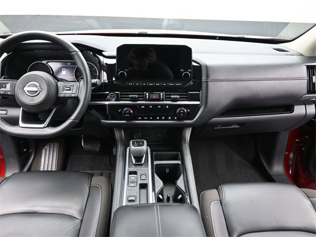 Used 2024 Nissan Pathfinder SL image 14