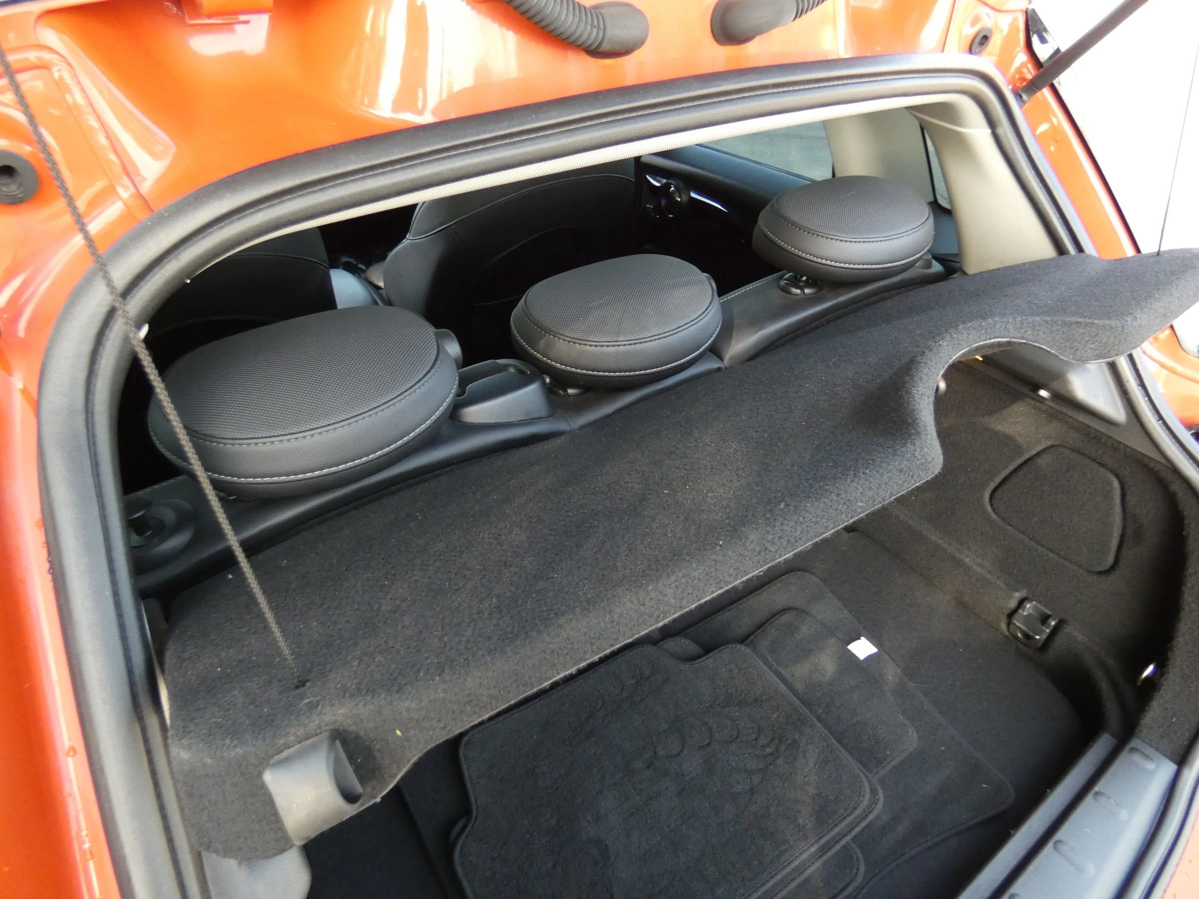 Used 2019 MINI Cooper S w/ Premium Package image 76