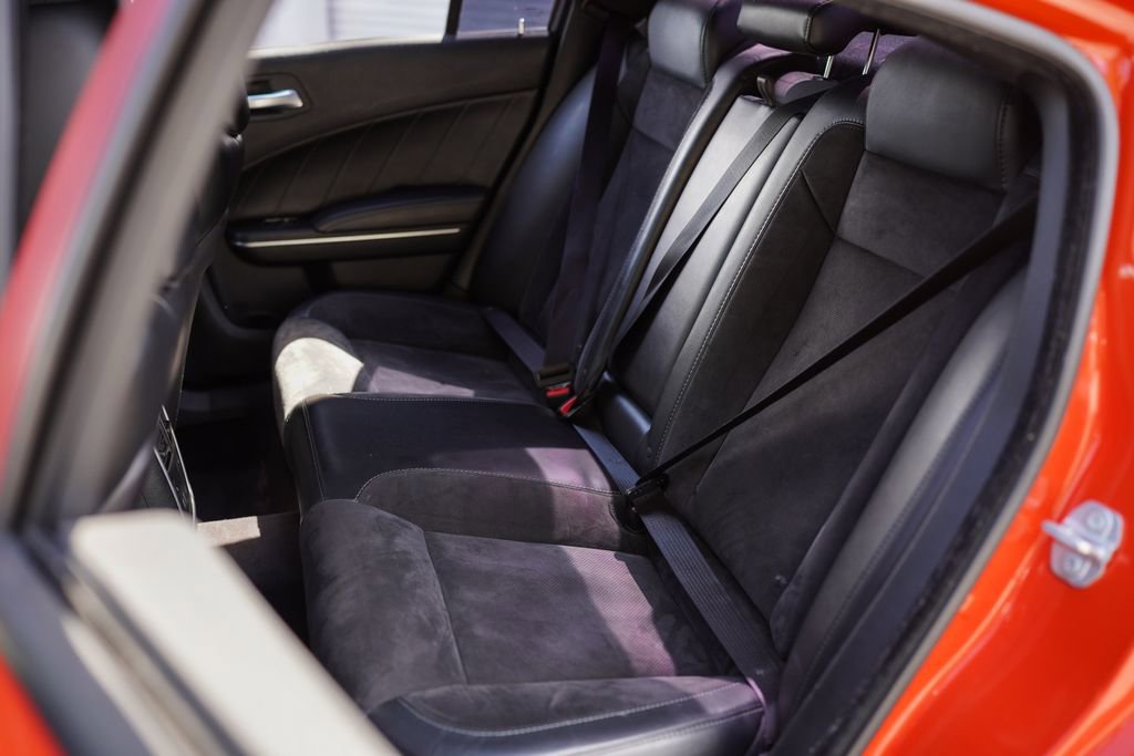 Used 2017 Dodge Charger R/T Scat Pack w/ Beats Audio Group image 22