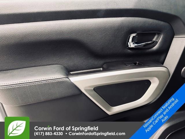 Used 2020 Nissan Titan SL w/ Moonroof Package image 20