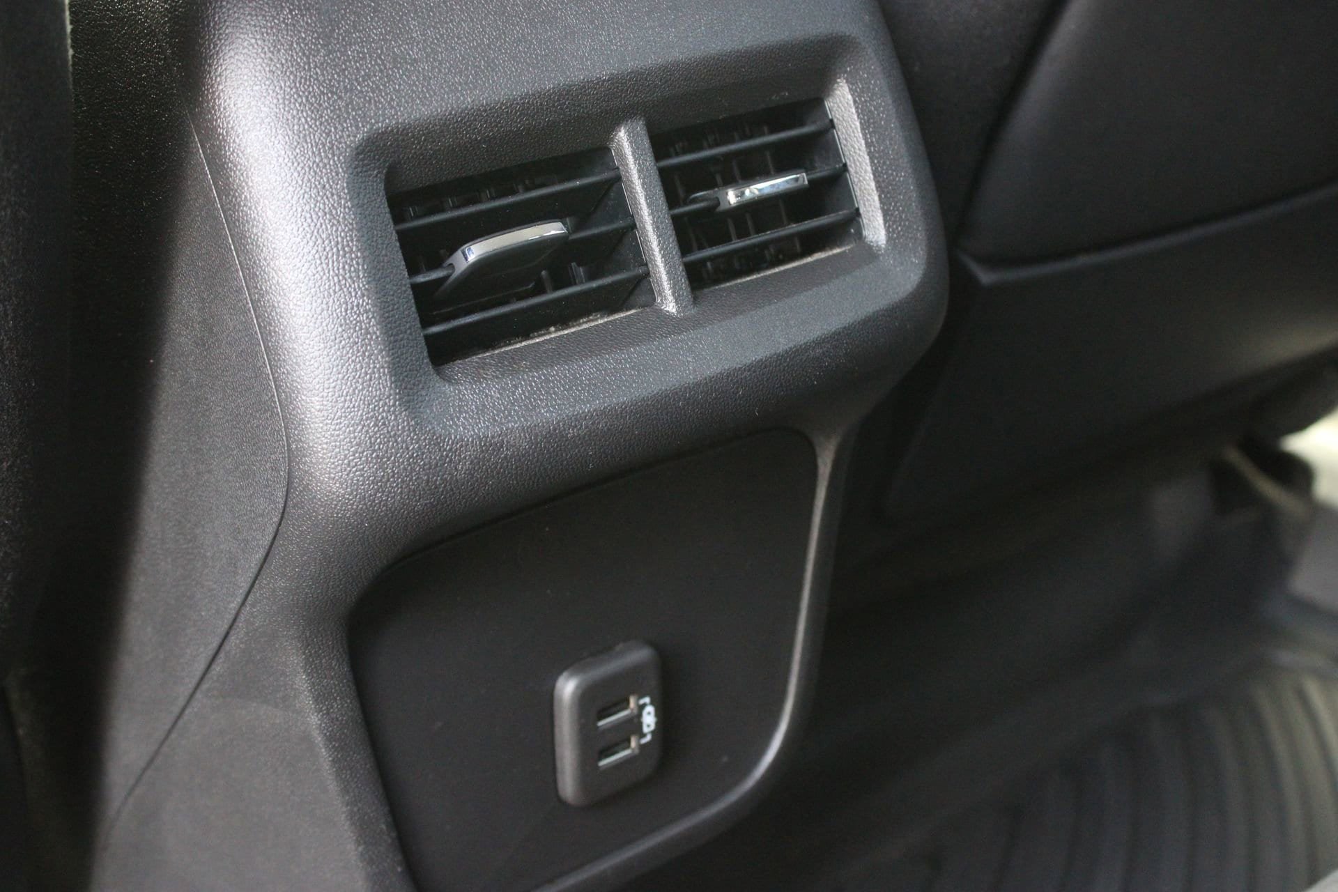 Used 2022 GMC Terrain SLE FWD image 19