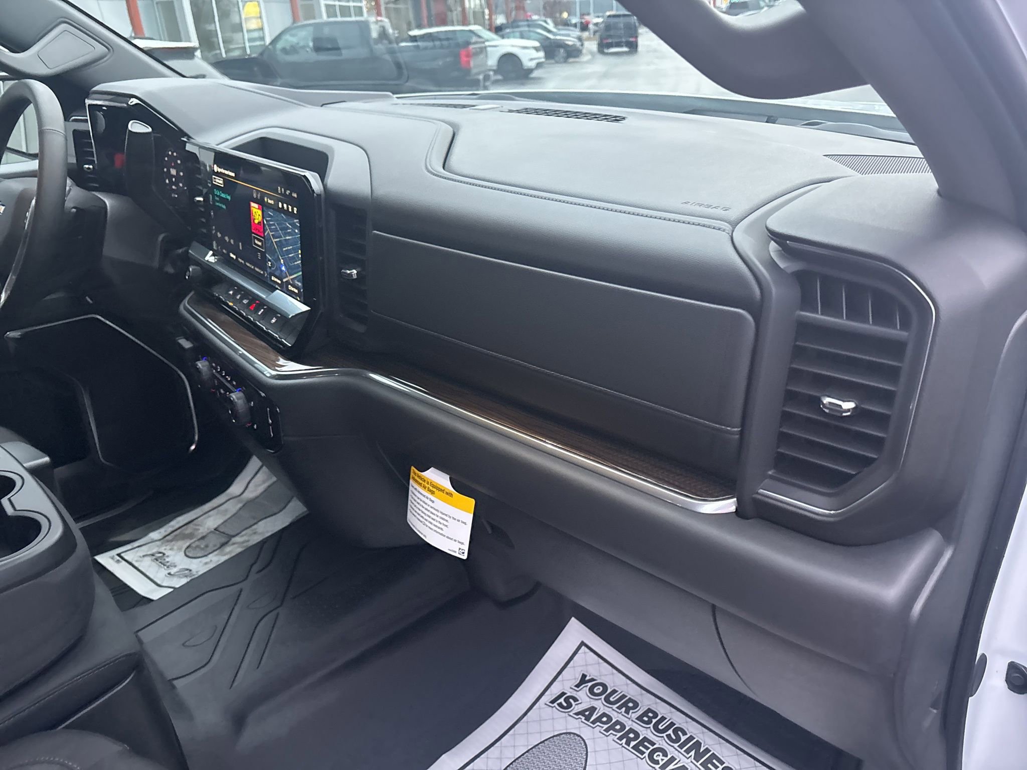 Used 2025 Chevrolet Silverado 1500 LT w/ Protection Package AWD/4WD image 17