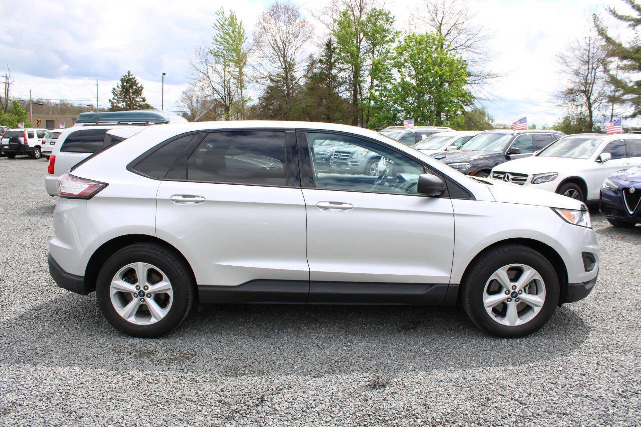 Used 2016 Ford Edge SE AWD/4WD image 6