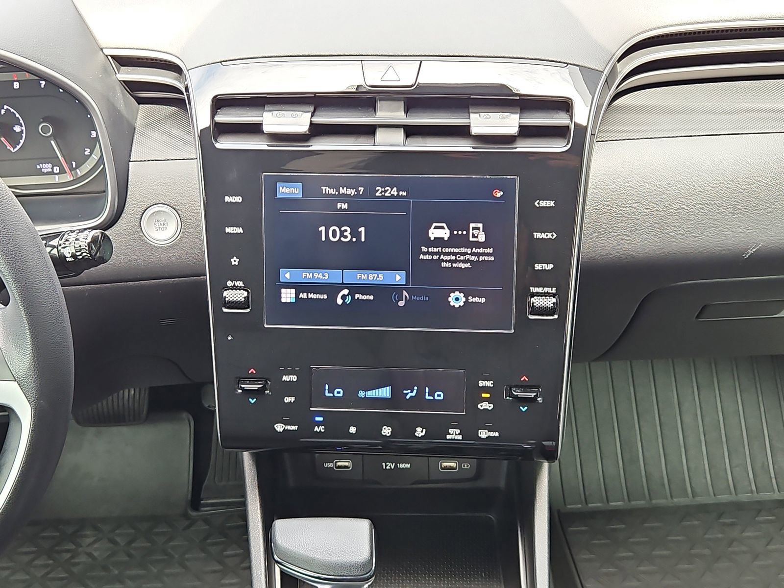 Used 2024 Hyundai Santa Cruz SEL AWD/4WD image 14