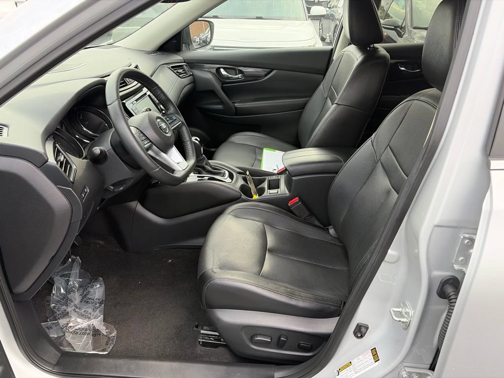 Used 2019 Nissan Rogue SL w/ Premium Package AWD/4WD image 13