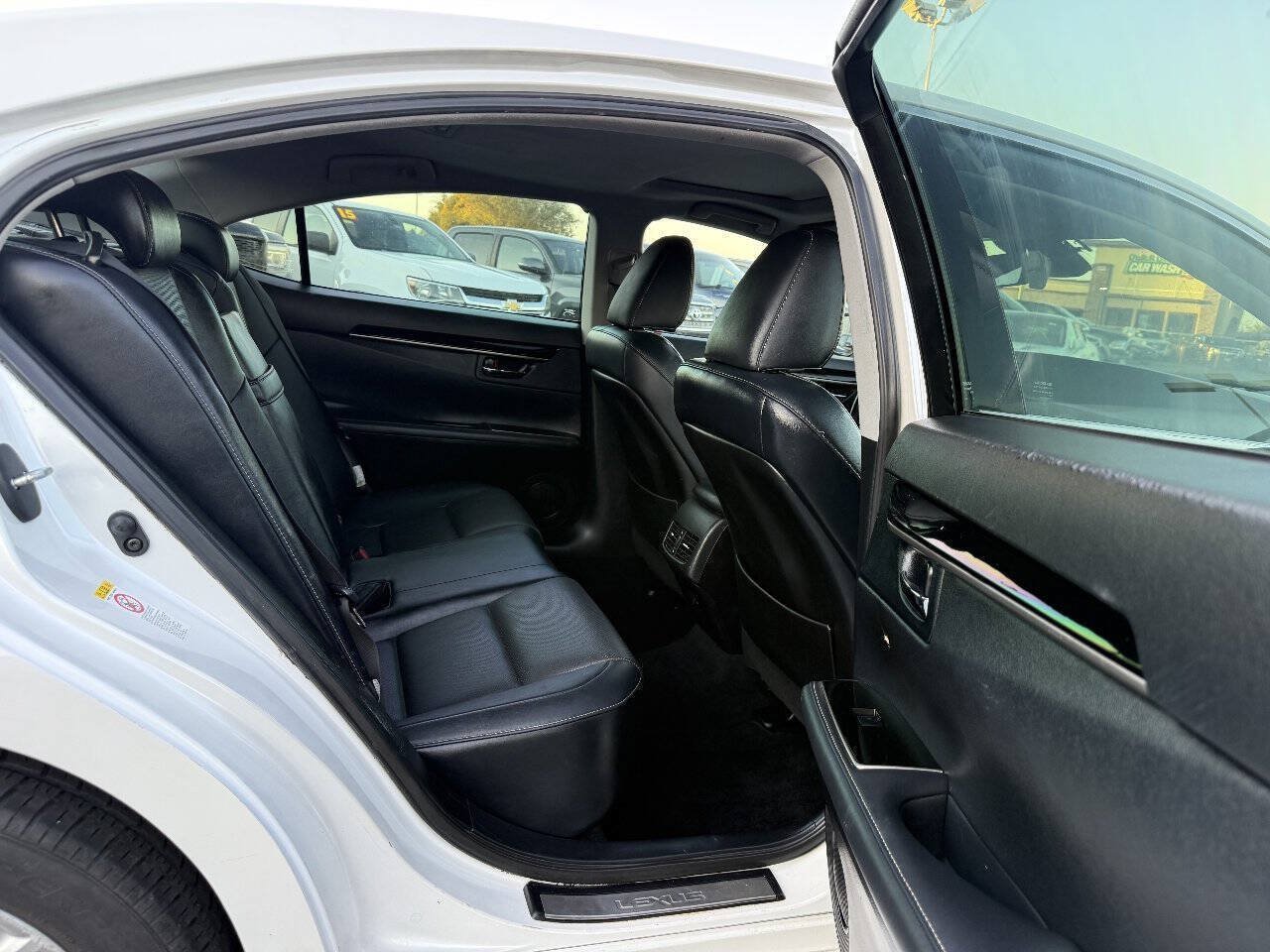 Used 2017 Lexus ES 350 FWD image 13