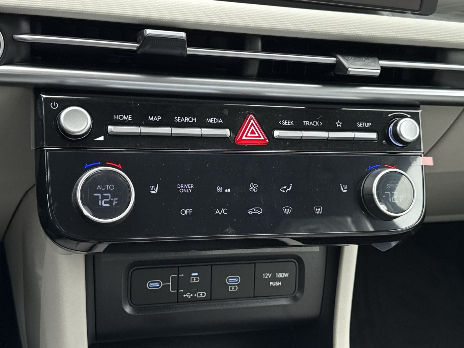 New 2026 Hyundai Tucson SEL FWD image 21