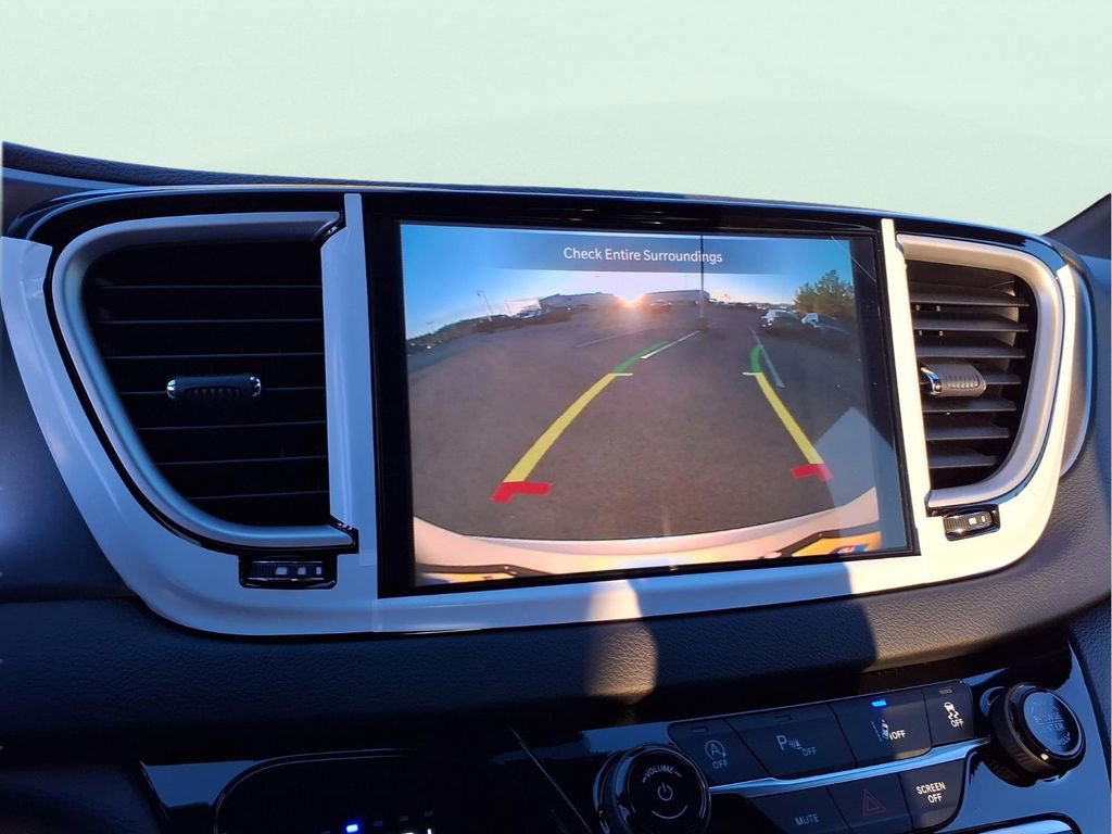 New 2026 Chrysler Voyager LX FWD image 24