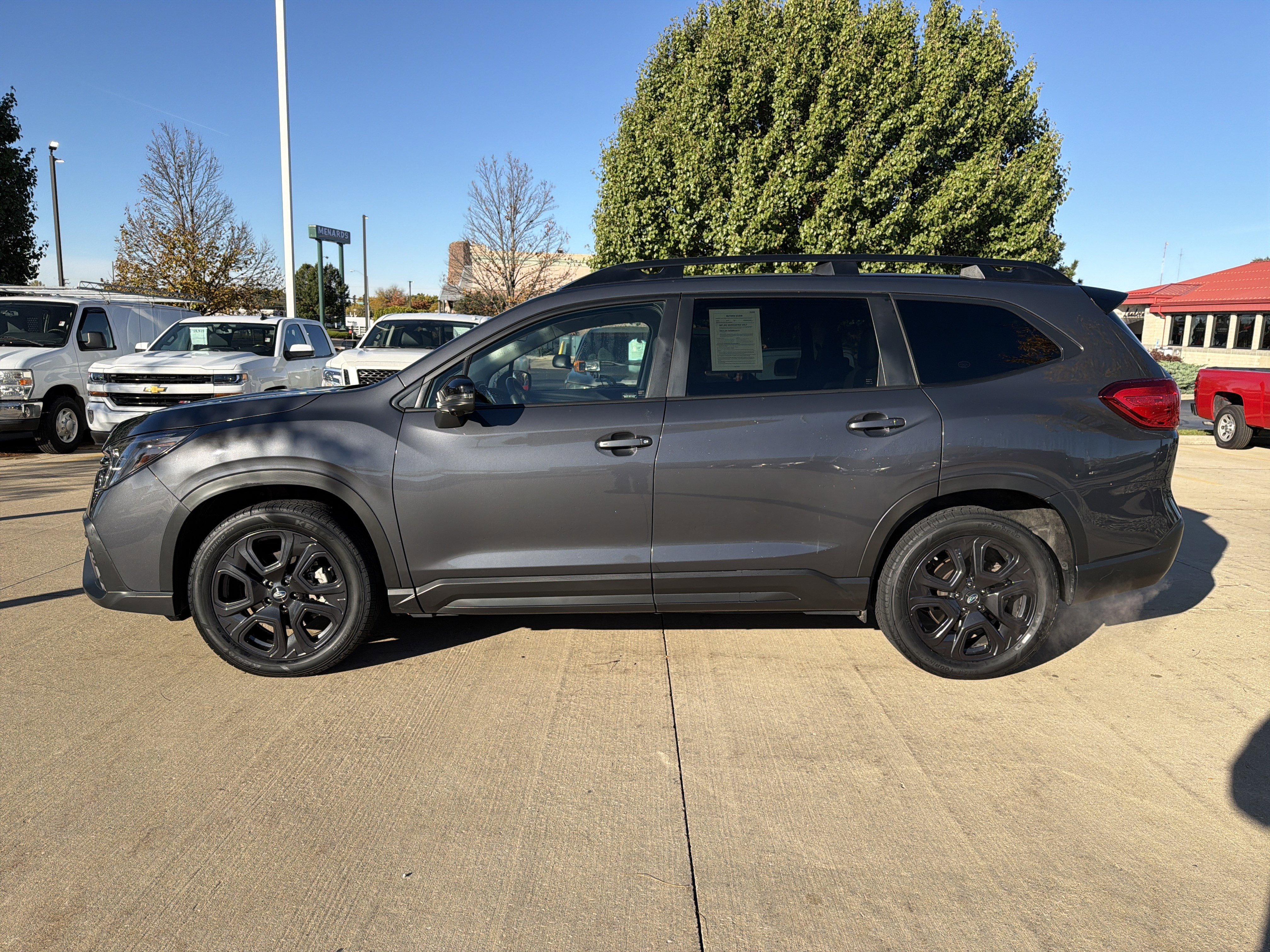 Used 2023 Subaru Ascent Onyx Edition Limited image 9