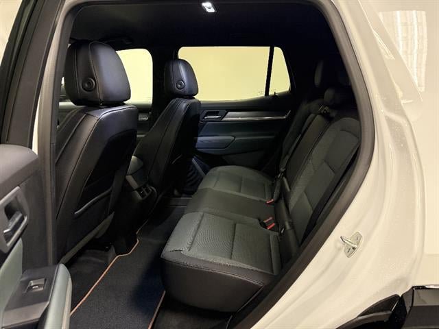 New 2026 GMC Terrain AT4 w/ LPO, Black Badging Package AWD/4WD image 20