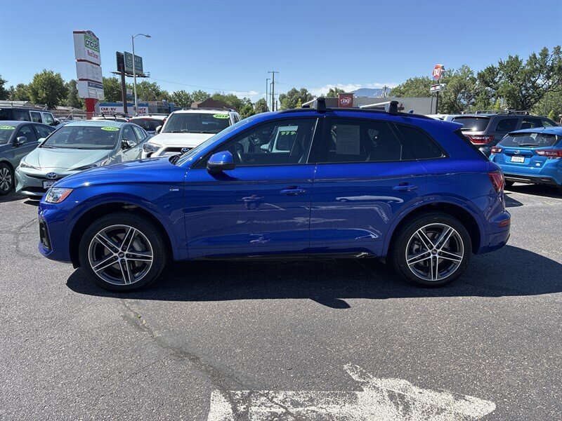 Used 2022 Audi Q5 e Premium Plus w/ Premium Plus Package AWD/4WD image 4