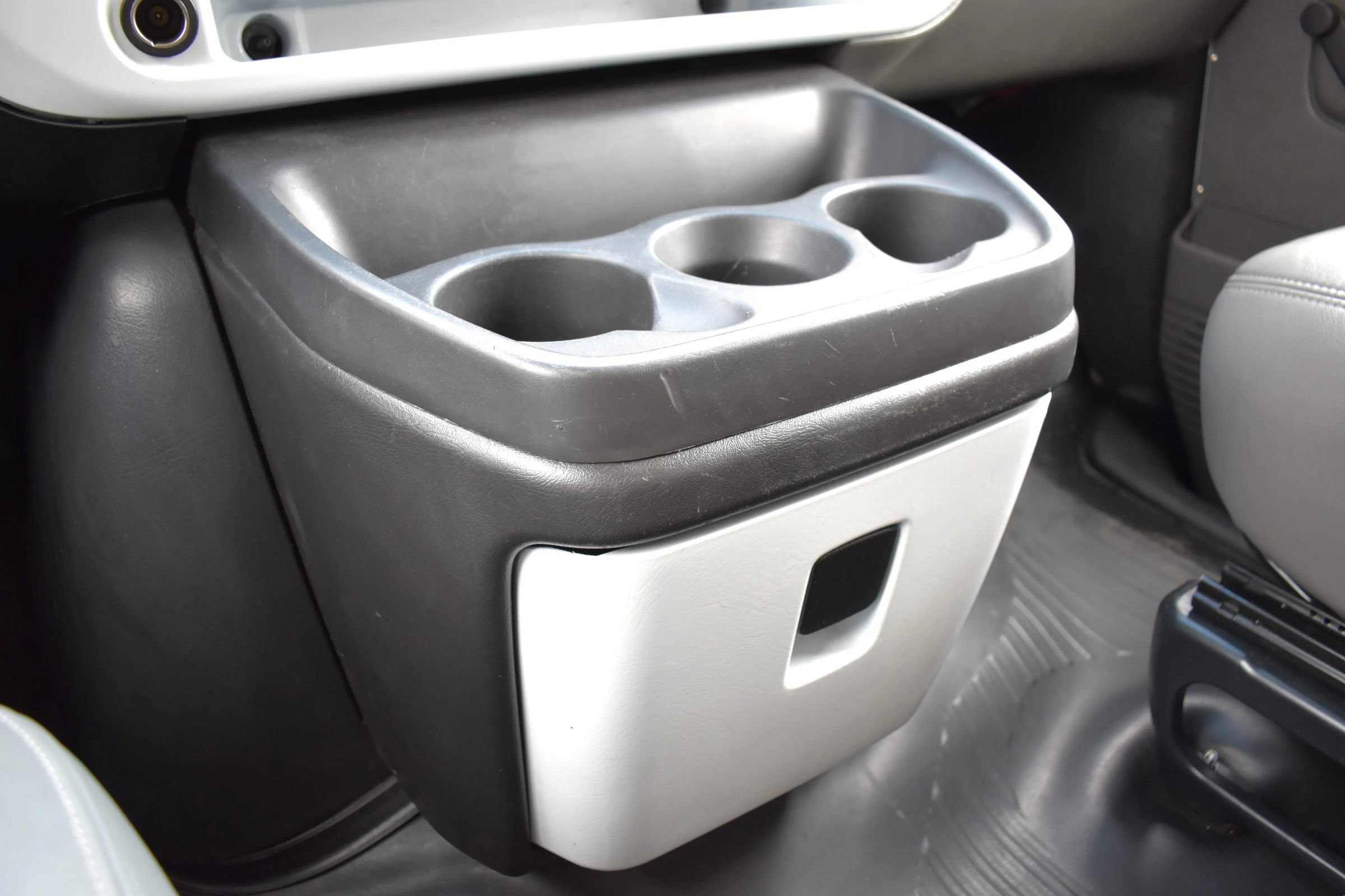 Used 2006 Chevrolet Express 3500 RWD image 60