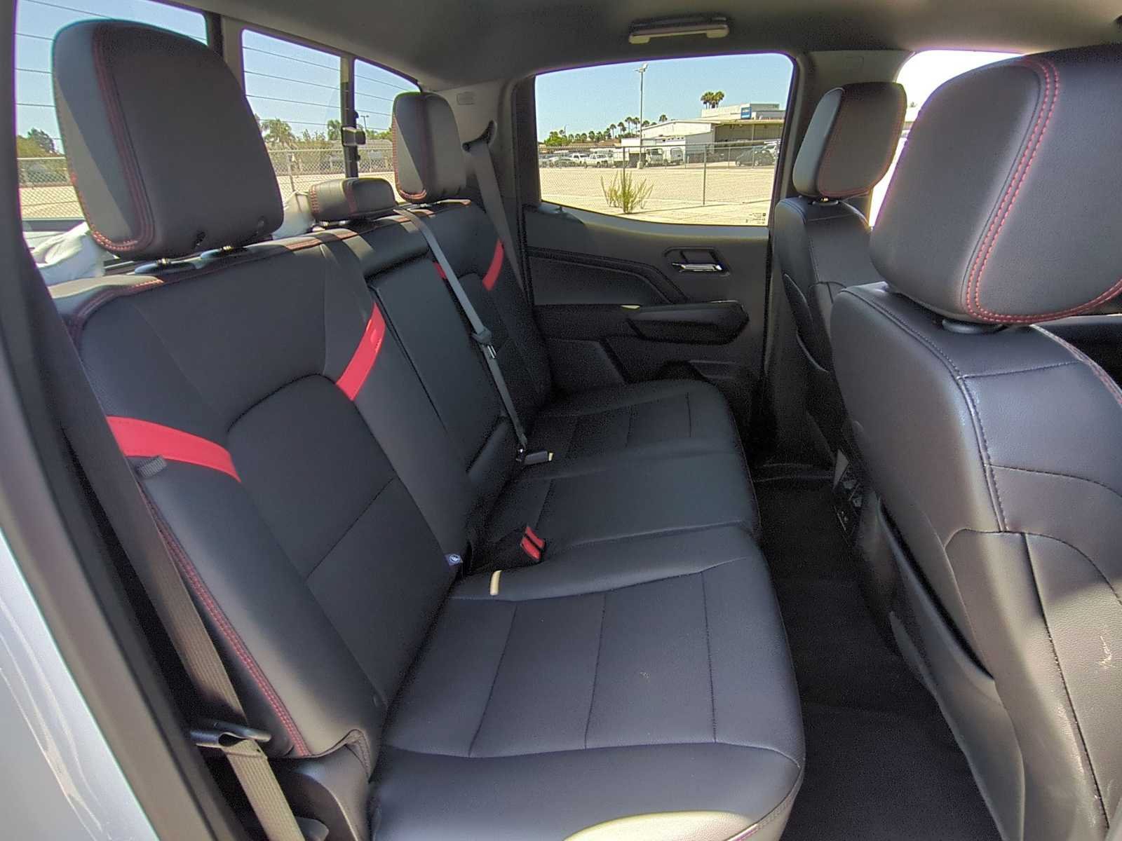 Used 2026 Chevrolet Colorado Z71 w/ Z71 Convenience Package 2 AWD/4WD image 26