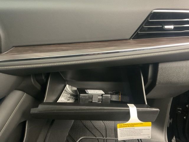 New 2026 Chevrolet Suburban Premier w/ LPO, Illumination Package image 26