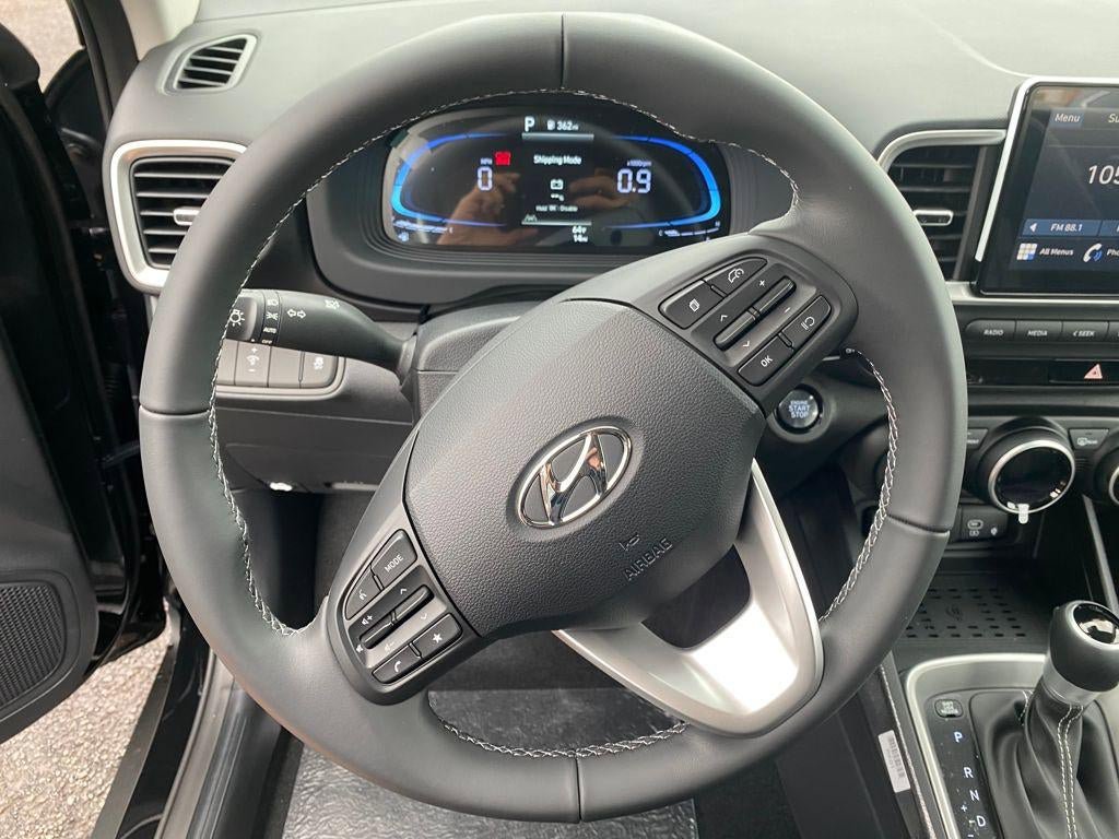 New 2026 Hyundai Venue SEL FWD image 13