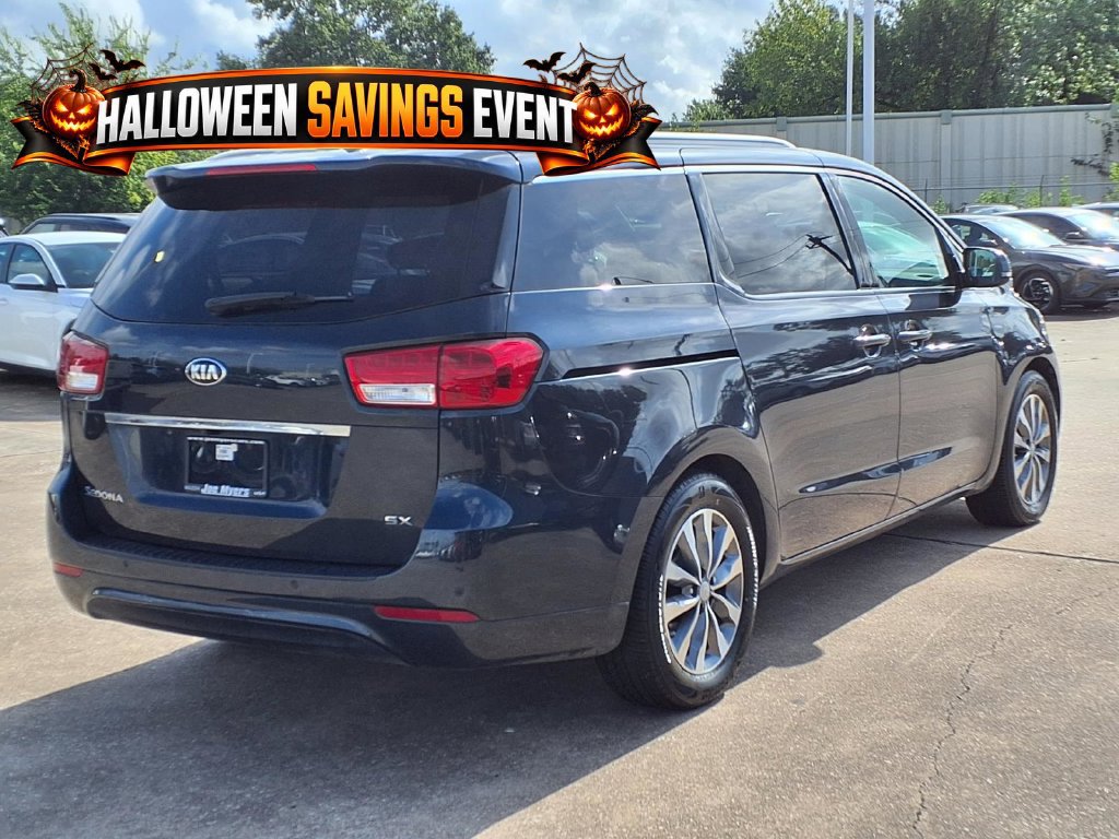 Used 2016 Kia Sedona SX FWD image 4
