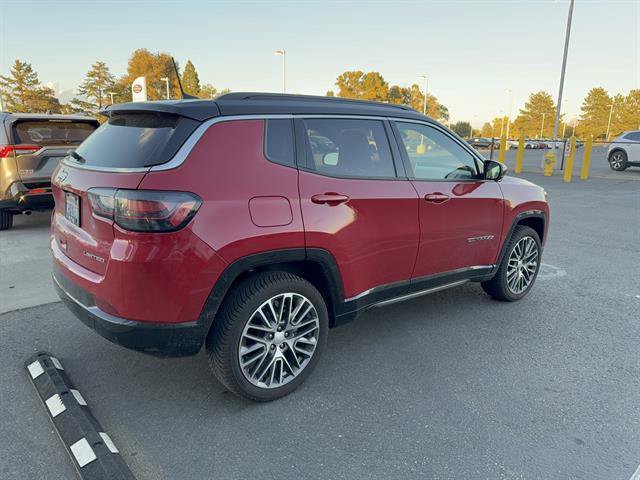 Used 2023 Jeep Compass Limited w/ Elite Group AWD/4WD image 4