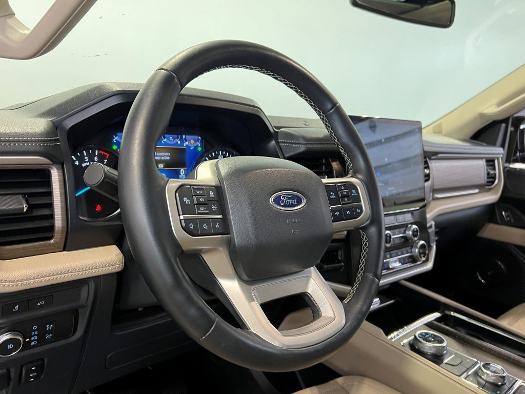 Used 2022 Ford Expedition Max Limited image 28