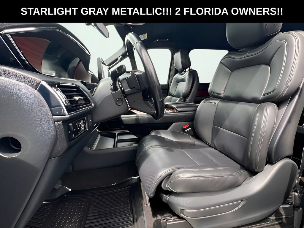 Used 2023 Lincoln Navigator 4WD image 20