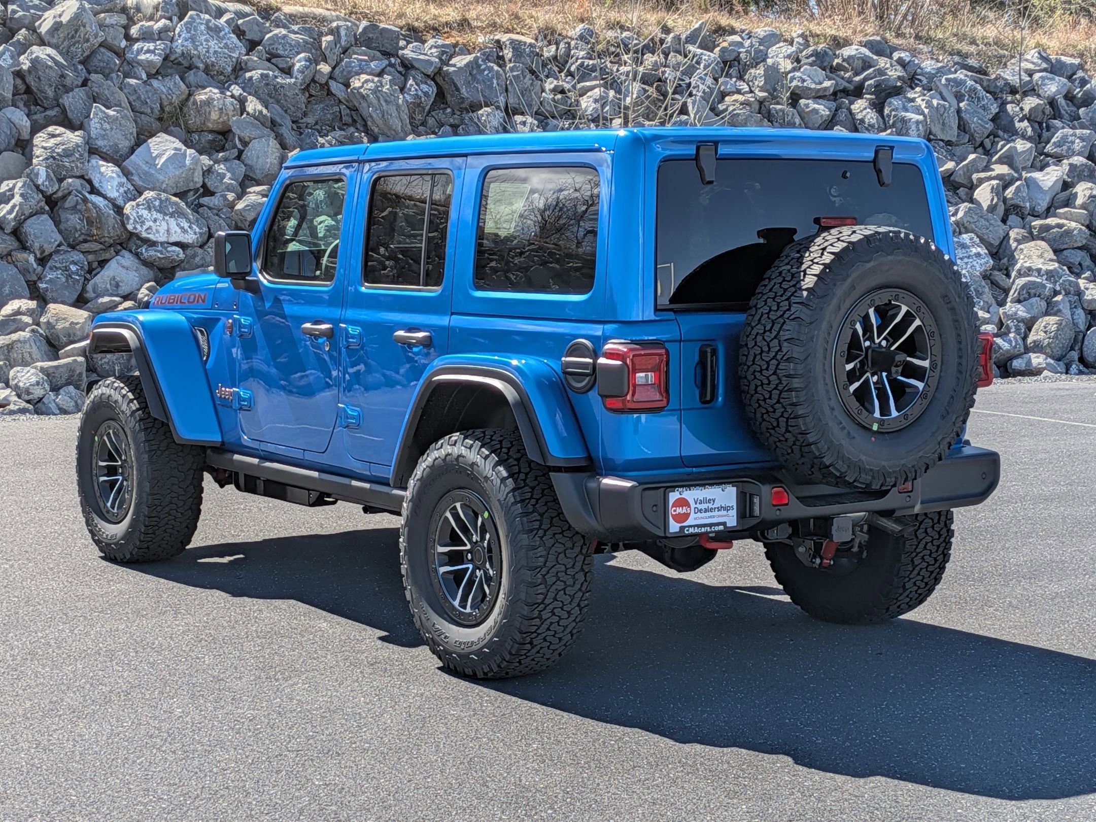 New 2026 Jeep Wrangler Unlimited Rubicon w/ Safety Group image 7