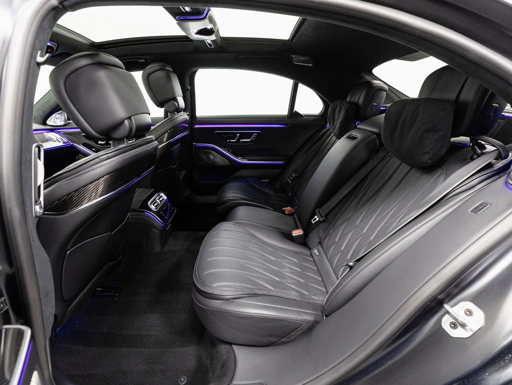 Used 2024 Mercedes-Benz S 63 AMG S image 30