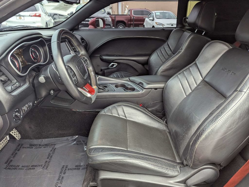 Used 2016 Dodge Challenger SRT w/ Technology Group RWD image 19