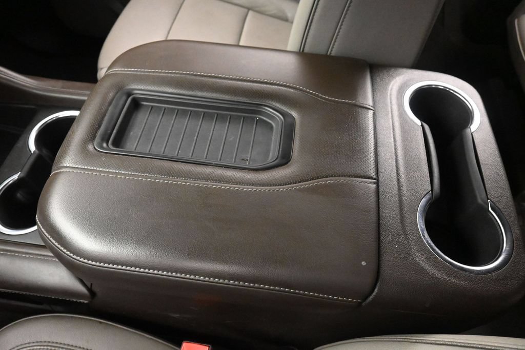 Used 2021 GMC Yukon SLT RWD image 34
