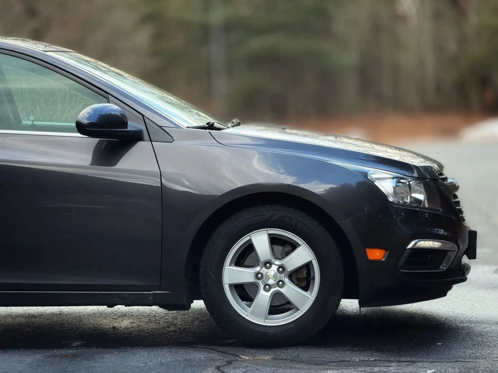Used 2016 Chevrolet Cruze LT w/ Sun And Sound Package FWD image 5
