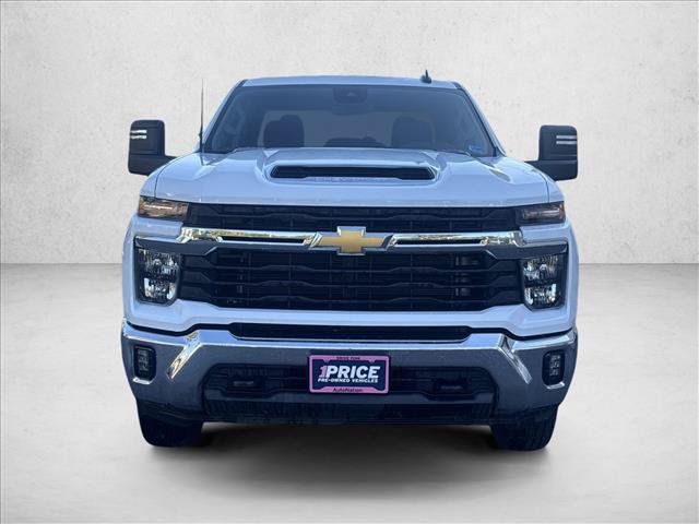 Used 2025 Chevrolet Silverado 2500 LT w/ Convenience Package AWD/4WD image 2