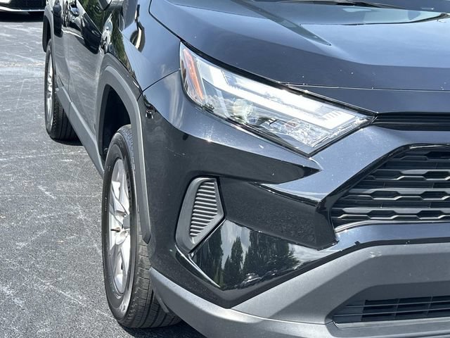 Used 2025 Toyota RAV4 XLE AWD/4WD image 10