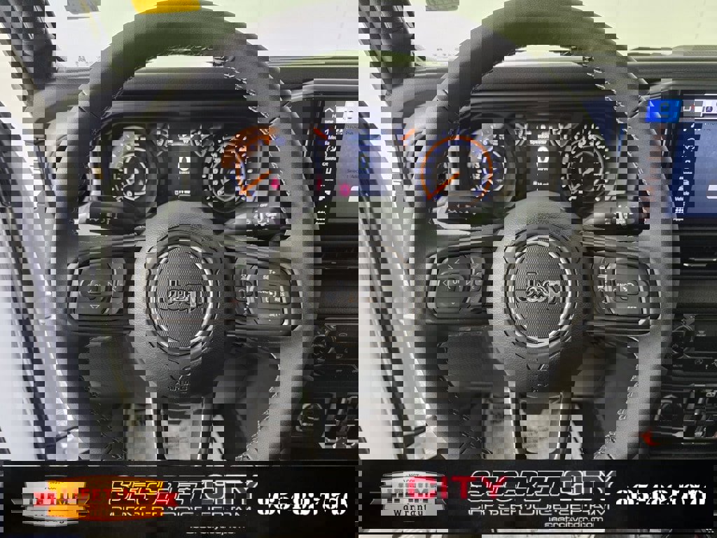 New 2025 Jeep Gladiator Sport image 15