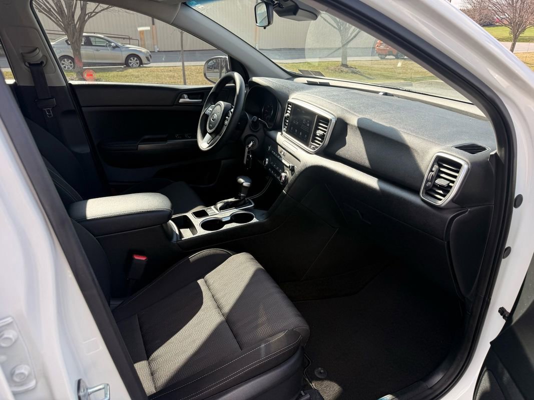 Used 2022 Kia Sportage LX FWD image 14