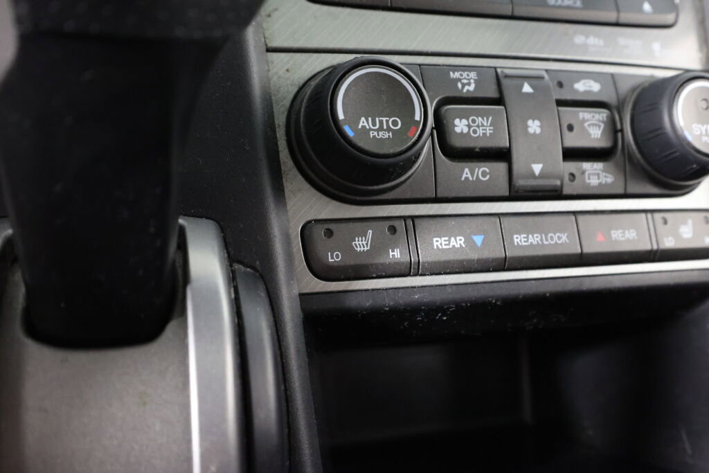 Used 2012 Honda Pilot Touring image 39