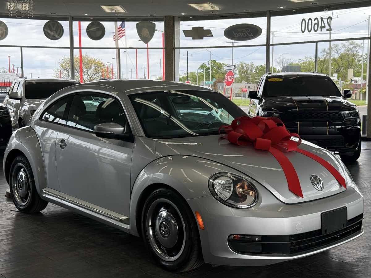 Used 2012 Volkswagen Beetle 2.5