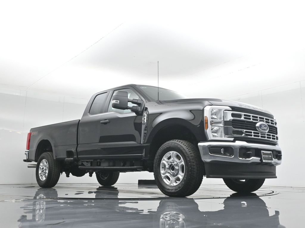 New 2026 Ford F350 XLT w/ FX4 Off-Road Package image 45