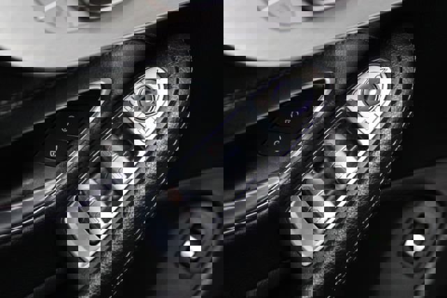 Used 2018 Mercedes-Benz C 300 Sport image 14