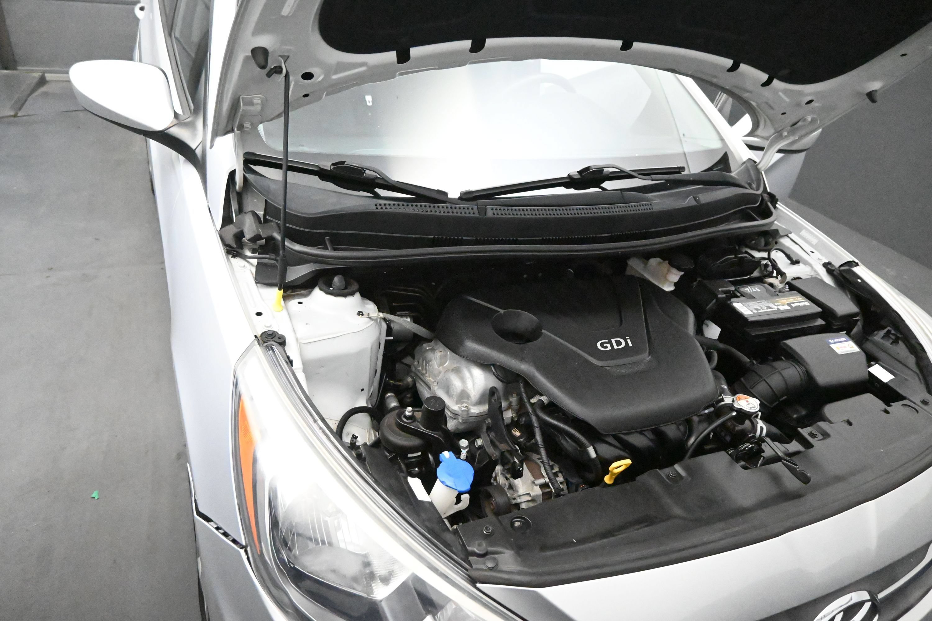 Used 2016 Hyundai Accent SE FWD image 23