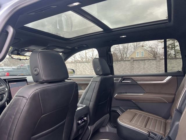 New 2026 GMC Acadia Denali Ultimate image 13