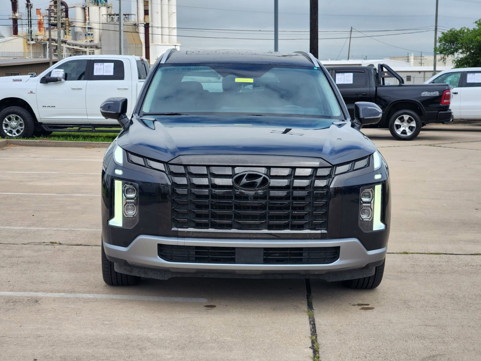 Used 2024 Hyundai Palisade Limited FWD image 6