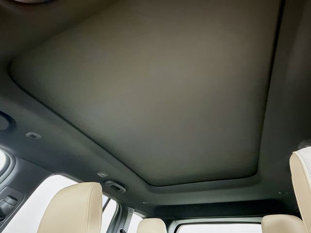 New 2025 Jeep Grand Cherokee Limited image 22