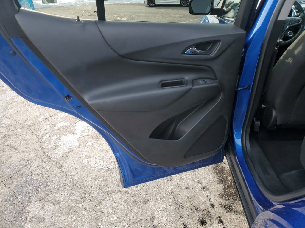 Used 2019 Chevrolet Equinox LT w/ LT Appearance Package image 24