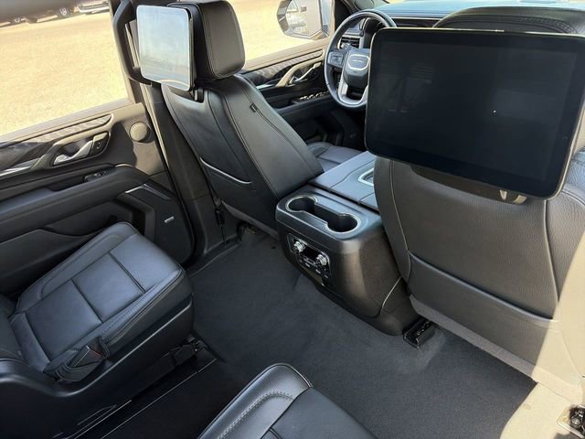 Used 2024 GMC Yukon XL Denali w/ Advanced Technology Package image 15