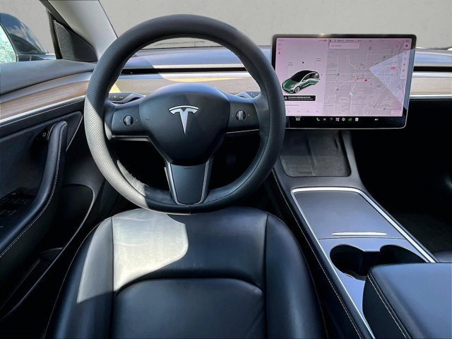 Used 2022 Tesla Model 3 Long Range AWD/4WD image 7