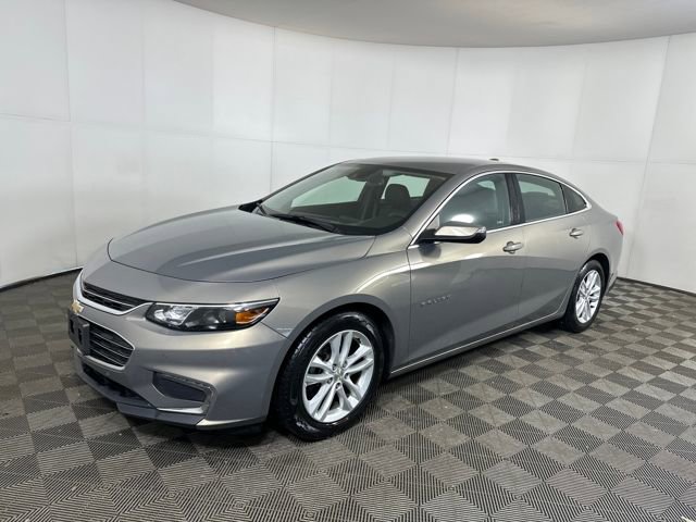 Used 2017 Chevrolet Malibu LT w/ Leather Package image 7