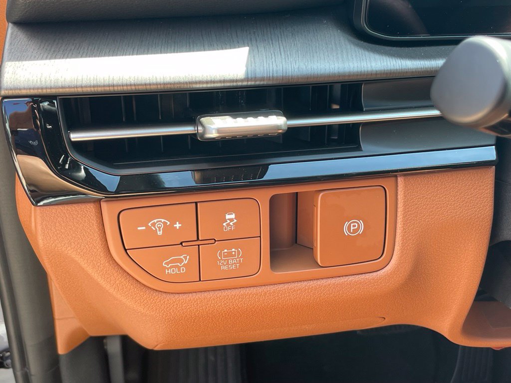 New 2026 Kia Sportage X-Line AWD/4WD image 12