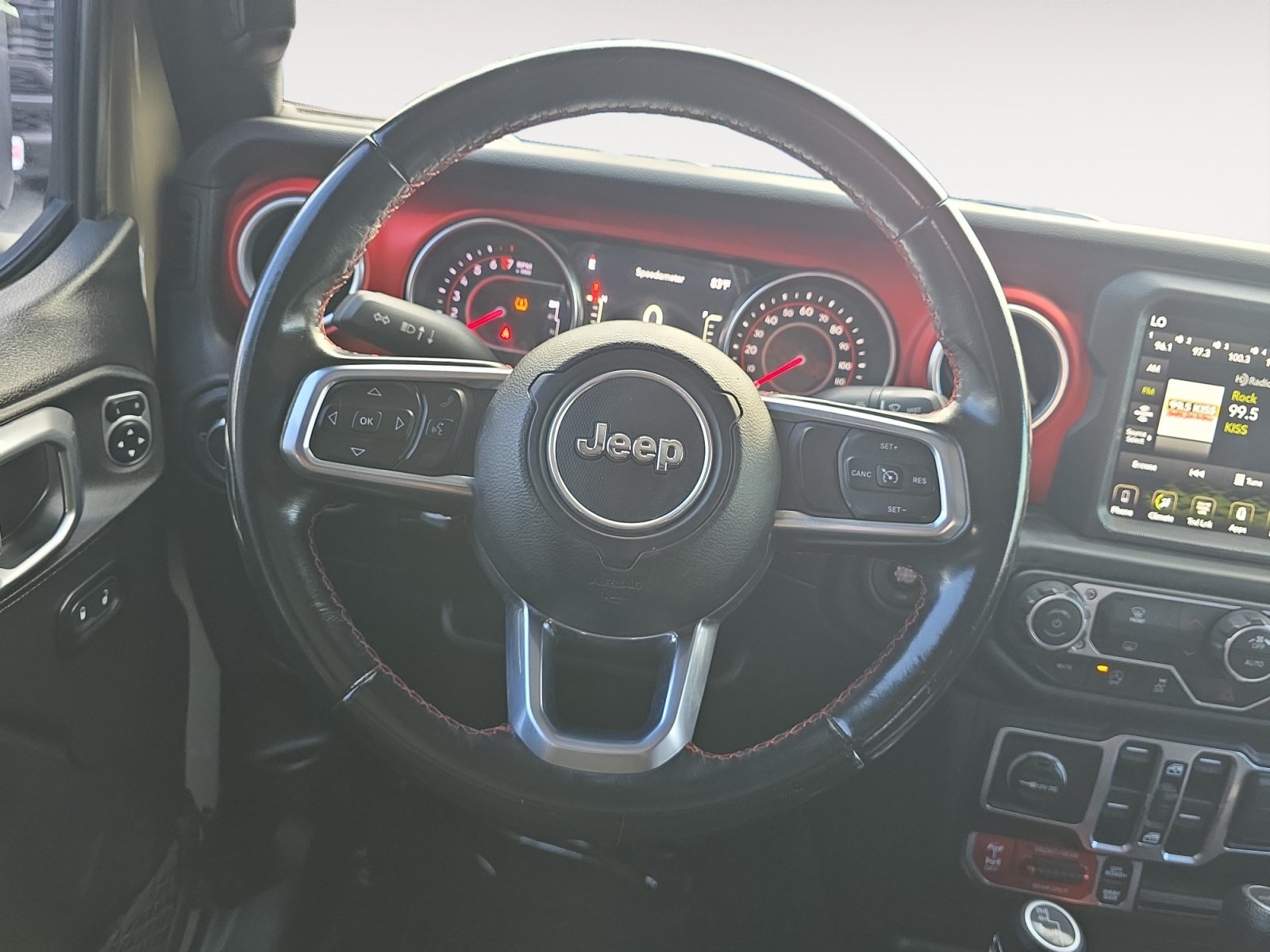 Used 2020 Jeep Gladiator Rubicon AWD/4WD image 15