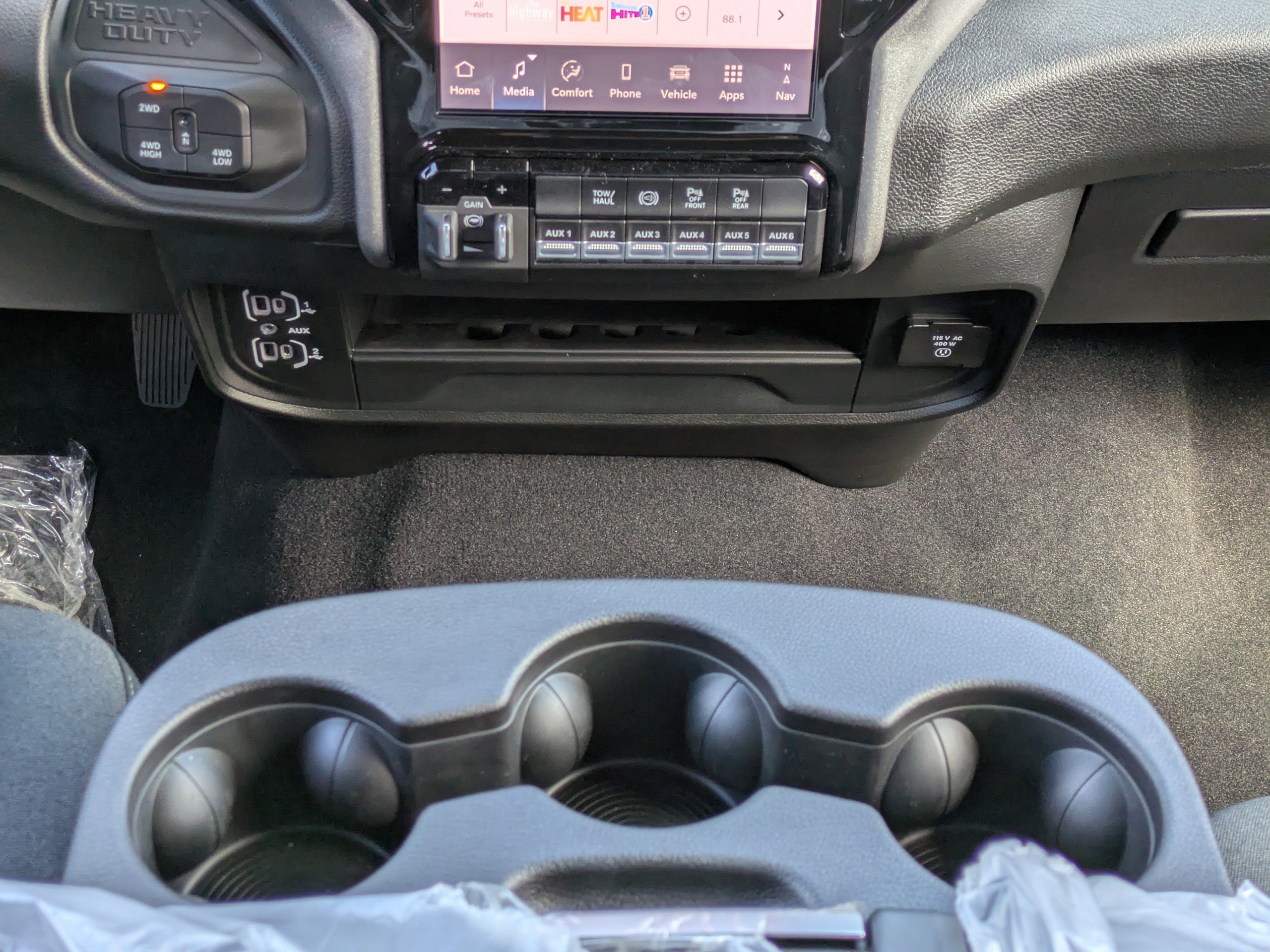 New 2026 RAM 3500 Tradesman image 16