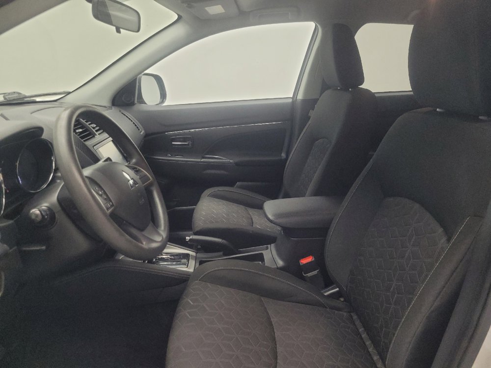 Used 2020 Mitsubishi Outlander Sport ES FWD image 17