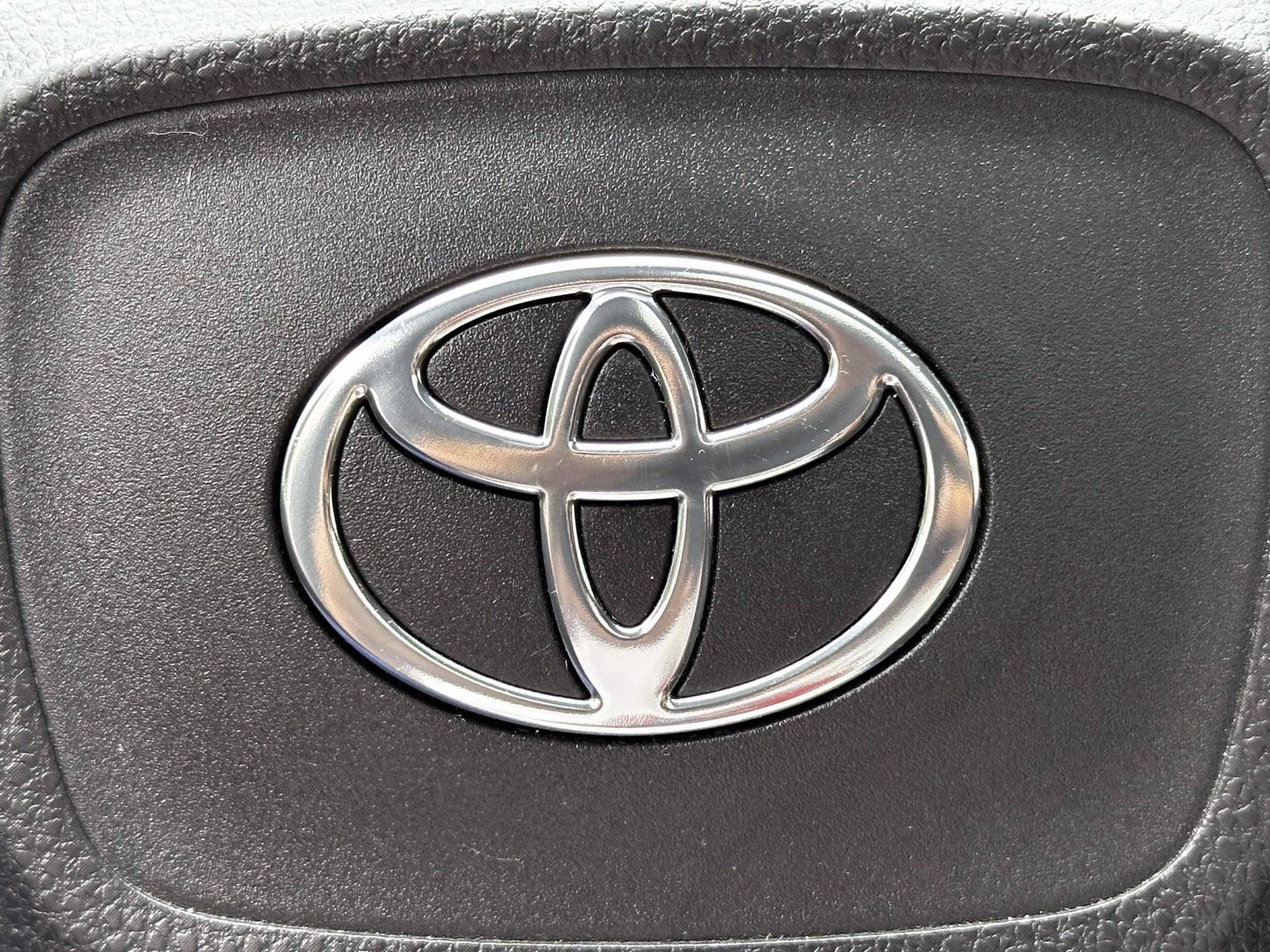 Used 2023 Toyota bZ4X AWD w/ Weather Package image 26
