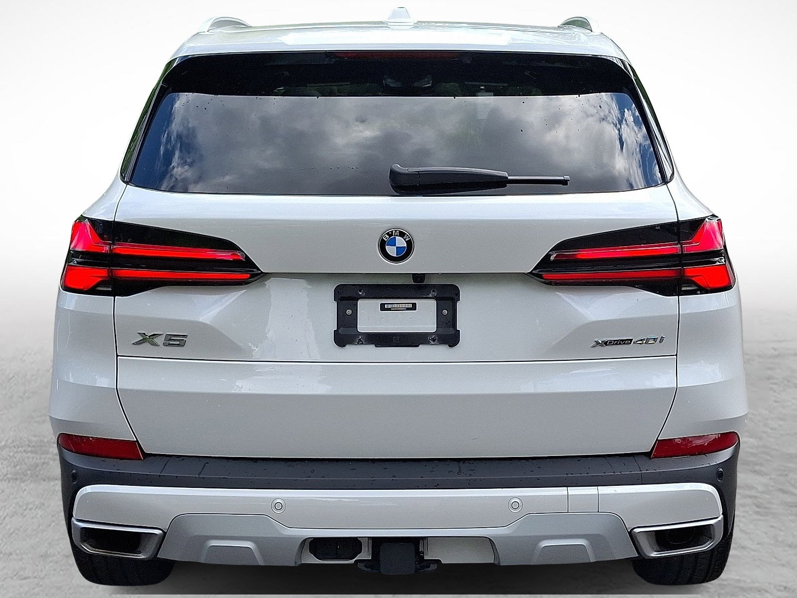 Used 2024 BMW X5 xDrive40i w/ Premium Package AWD/4WD image 5